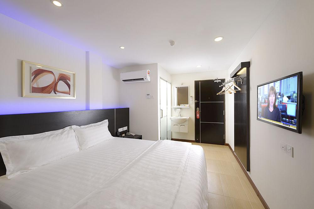 Ernes Hotel Bayu Mutiara Bukit Mertajam Exterior foto